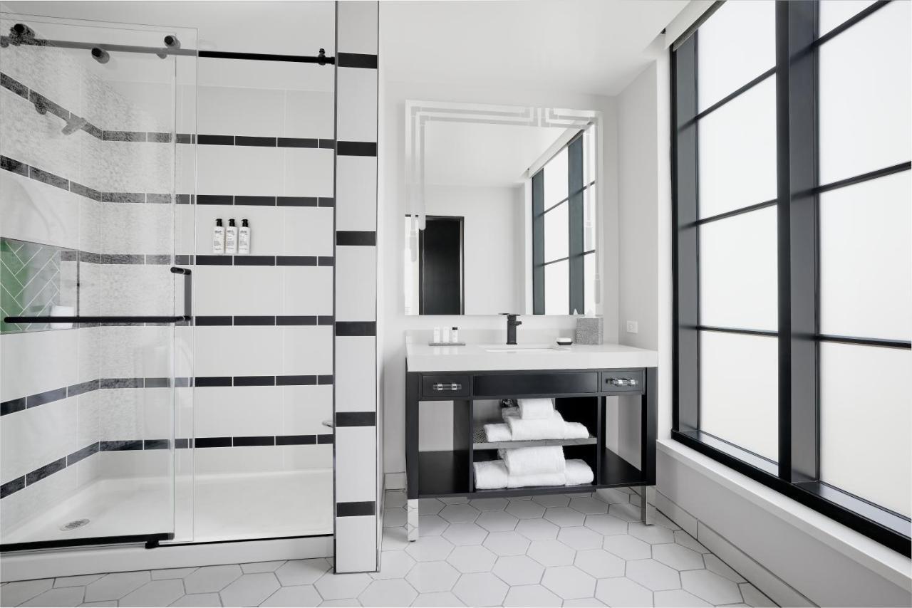 The Godfrey Detroit, Curio Collection By Hilton