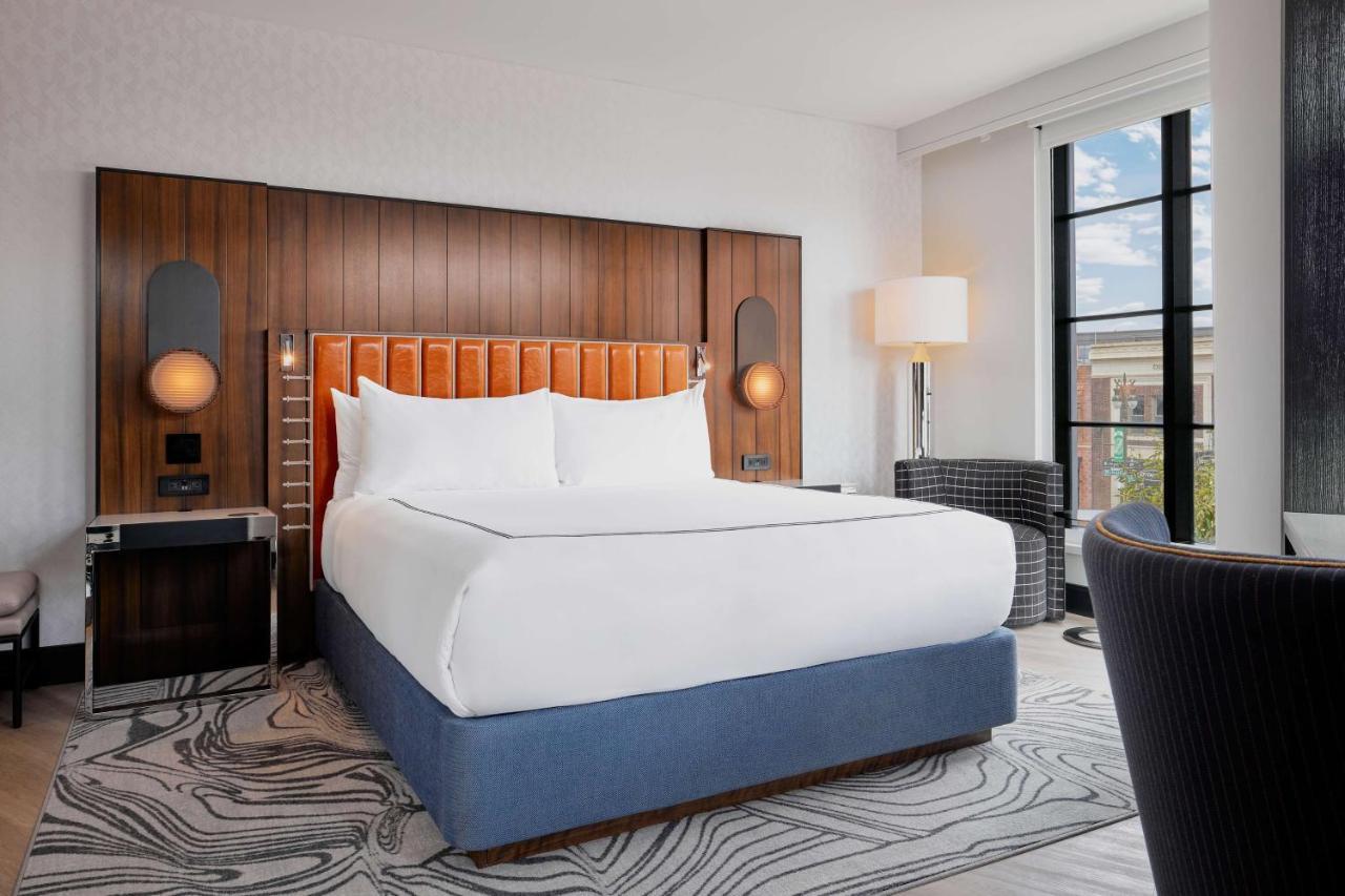 The Godfrey Detroit, Curio Collection By Hilton 4* Detroit