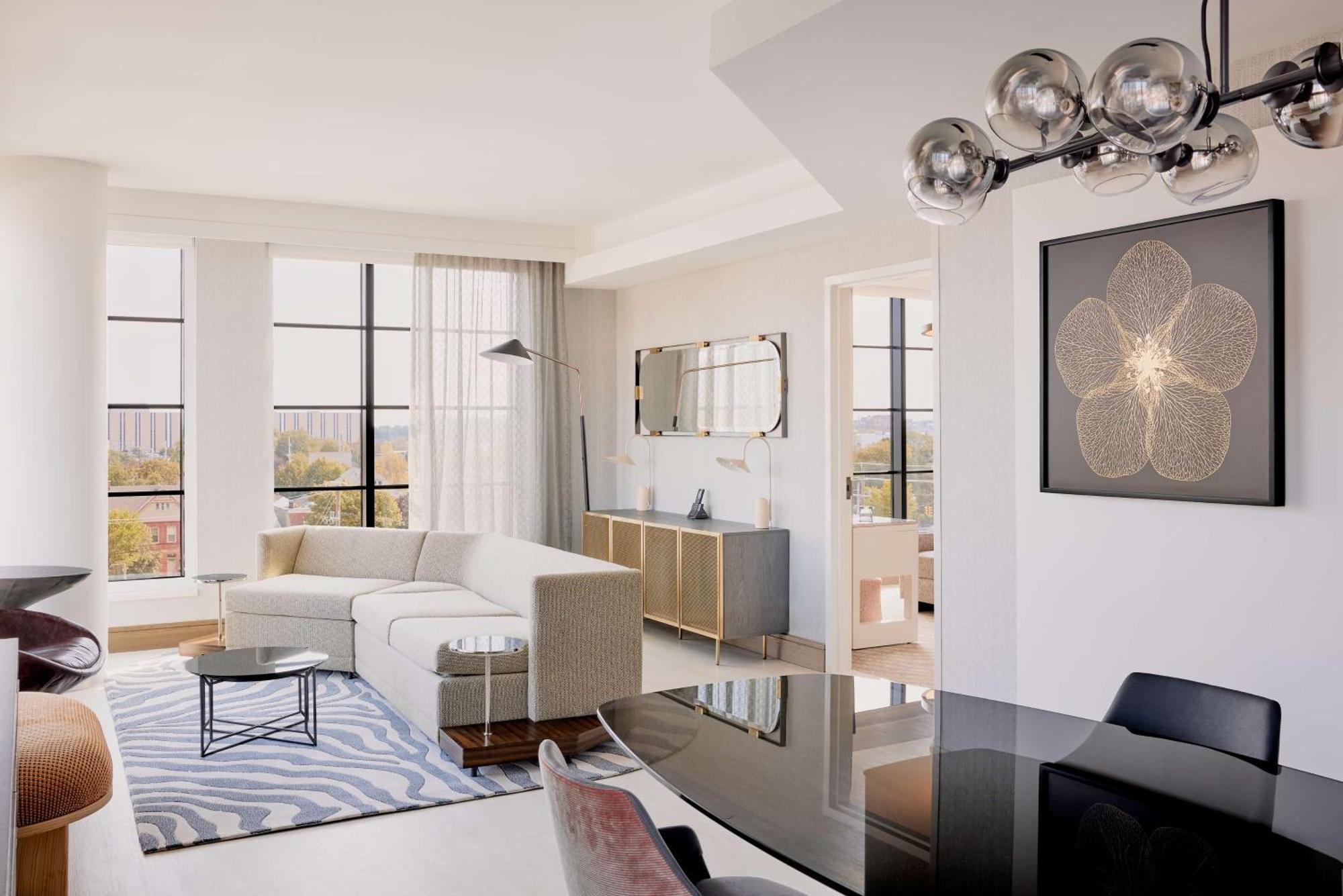 Hotel The Godfrey Detroit, Curio Collection By Hilton 4*
