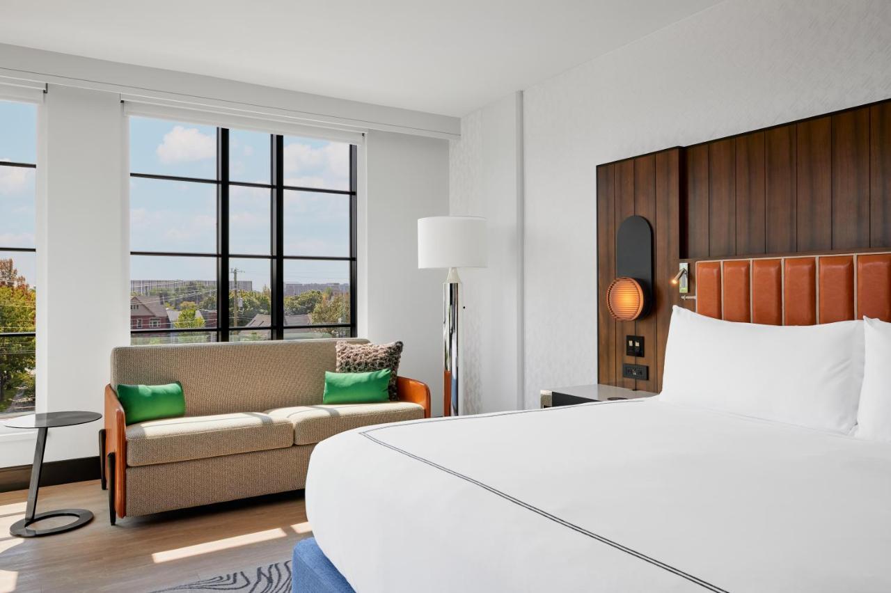 The Godfrey Detroit, Curio Collection By Hilton Detroit